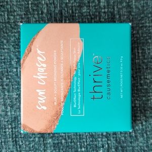 Thrive Causemetics Sun Chaser™ Blur Sculpt Bronzing Powder Rhea Matte